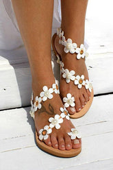 Flache Slipper-Sandalen mit Blumenmuster